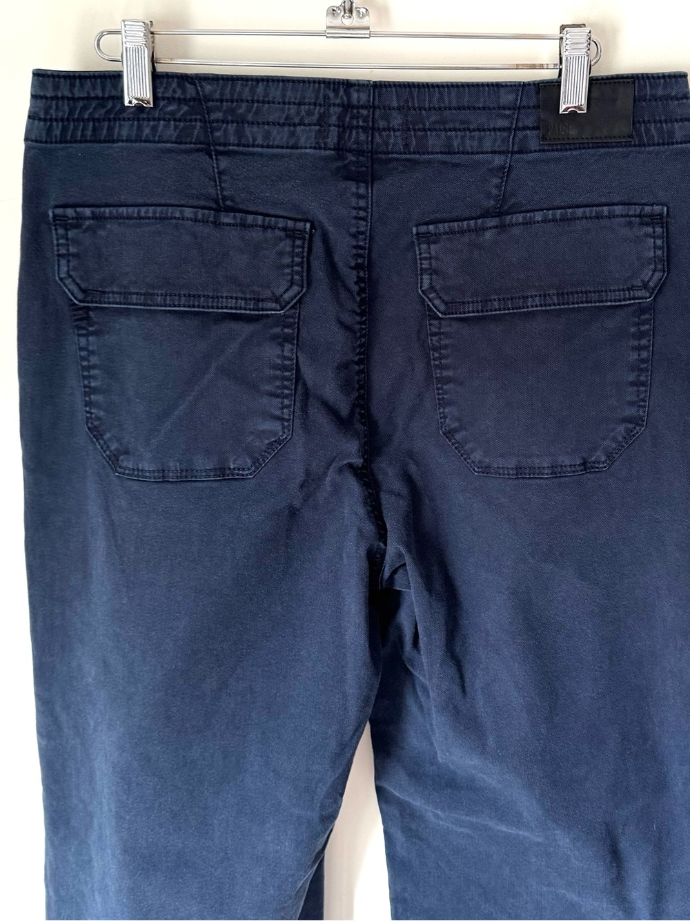 PAIGE Reid jogger pant in vintage navy seascape Sz 6 - Picture 9 of 15